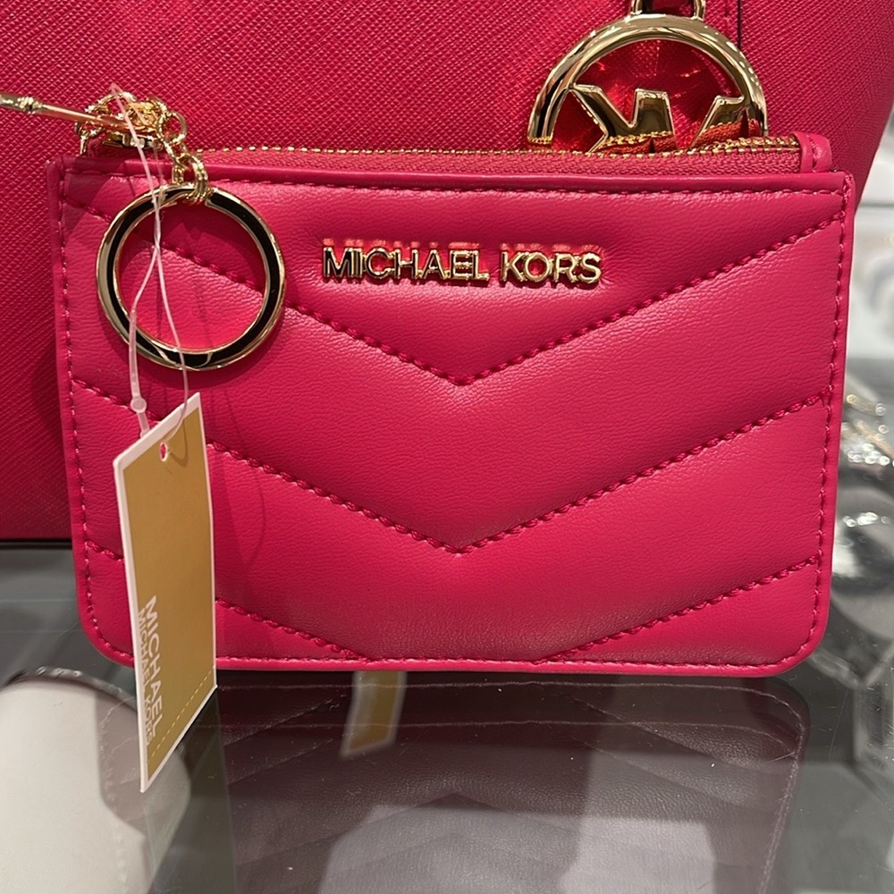 MICHAEL KORS
Jet Set Travel Small Top Zip Coin Pouch With ID 
Electric Pink 
NWT - Picture 9 of 16